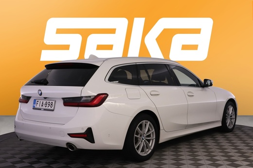 BMW 320 vaihtoauto