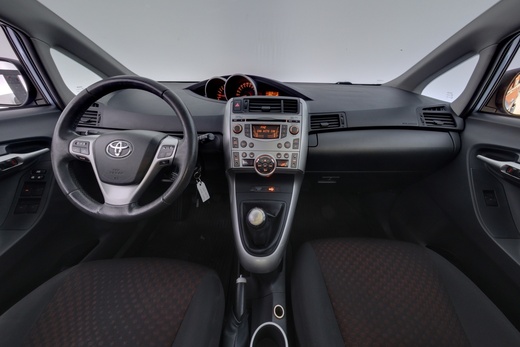Toyota Verso vaihtoauto