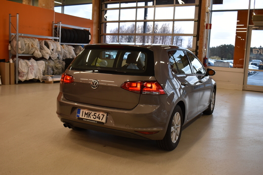 Volkswagen Golf vaihtoauto