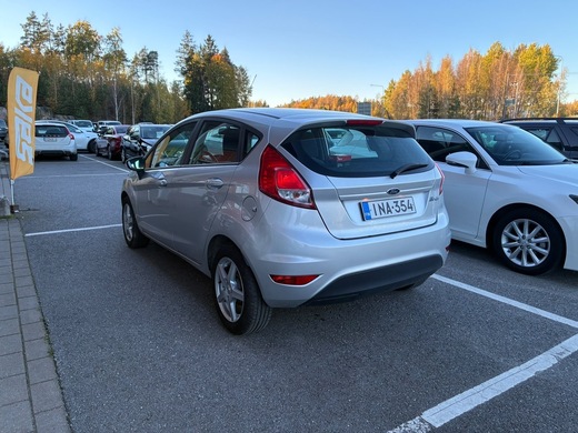 Ford Fiesta vaihtoauto