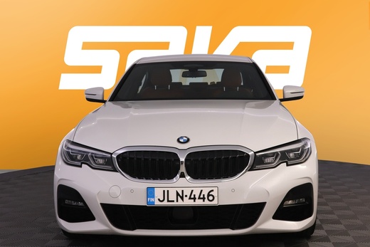 BMW 330 vaihtoauto