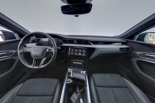 Audi e-tron vaihtoauto