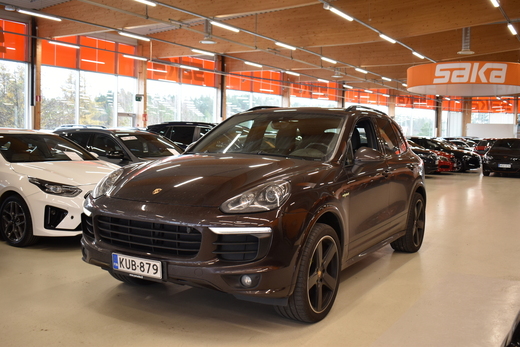 Porsche Cayenne vaihtoauto