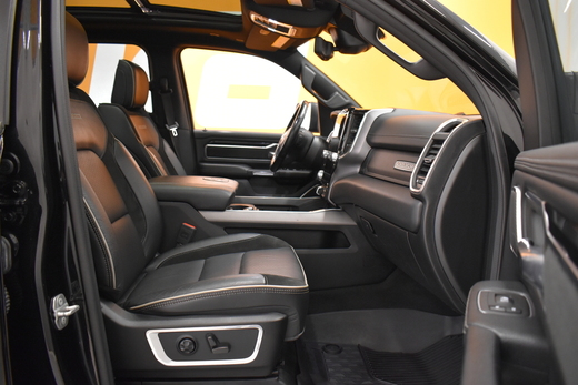 Dodge Ram 1500 vaihtoauto