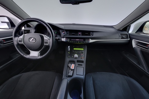 Lexus CT vaihtoauto
