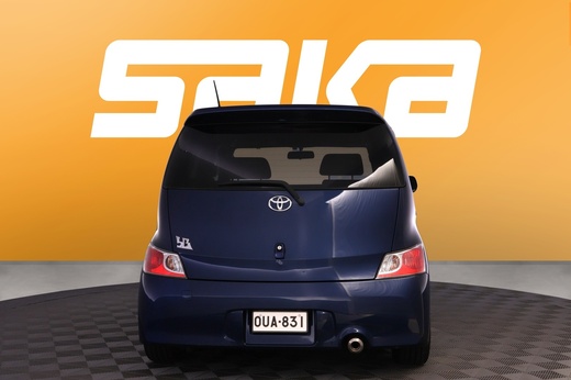 Toyota BB vaihtoauto