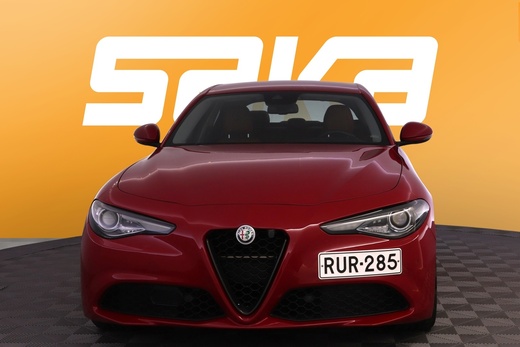 Alfa Romeo Giulia vaihtoauto