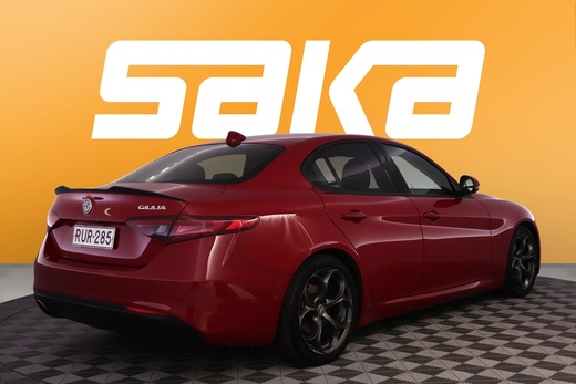 Alfa Romeo Giulia vaihtoauto
