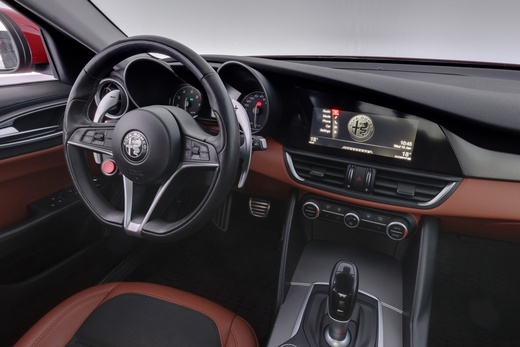 Alfa Romeo Giulia vaihtoauto