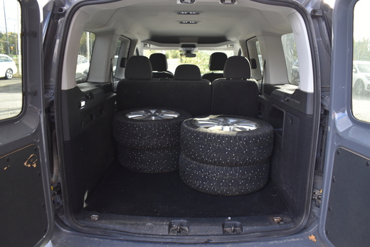 Volkswagen Caddy Maxi vaihtoauto