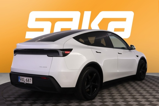 Tesla Model Y vaihtoauto