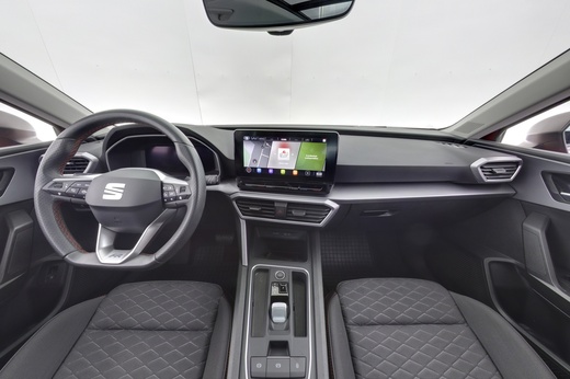 SEAT Leon Sportstourer vaihtoauto