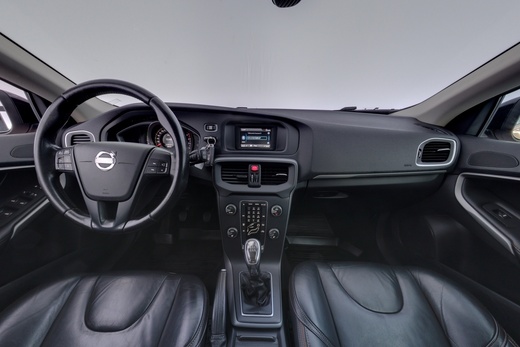 Volvo V40 Cross Country vaihtoauto