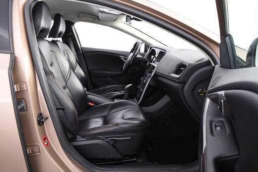 Volvo V40 Cross Country vaihtoauto