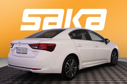 Toyota Avensis vaihtoauto