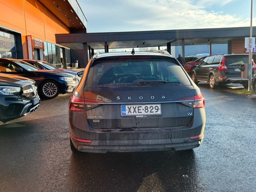 Skoda Superb vaihtoauto