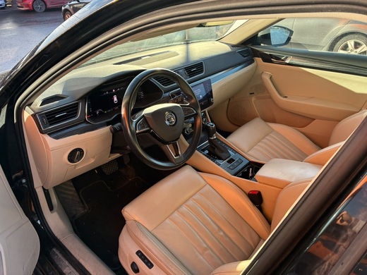 Skoda Superb vaihtoauto