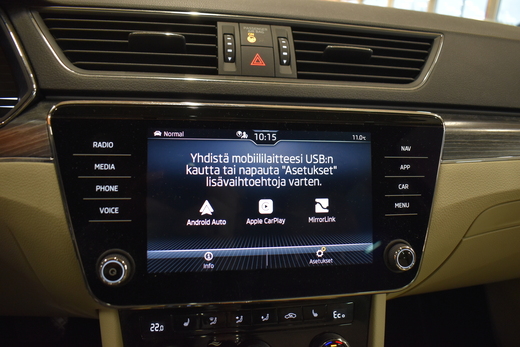 Skoda Superb vaihtoauto