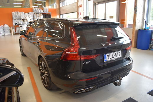 Volvo V60 vaihtoauto