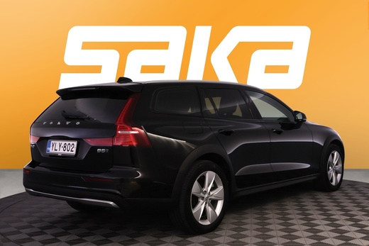 Volvo V60 Cross Country vaihtoauto