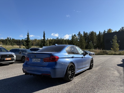 BMW 320 vaihtoauto