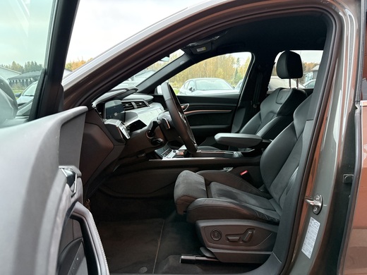 Audi Q8 e-tron vaihtoauto