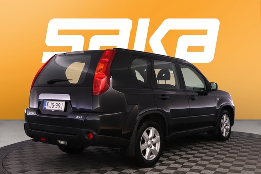 Nissan X-Trail vaihtoauto