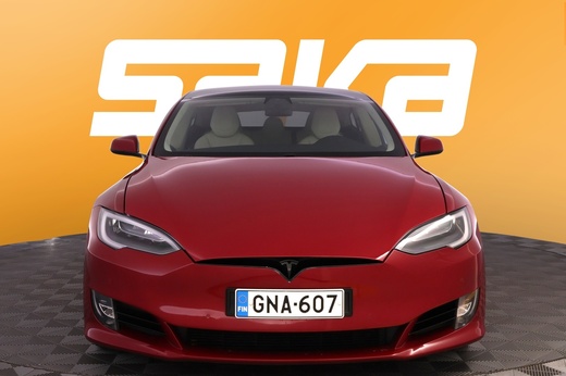 Tesla Model S vaihtoauto