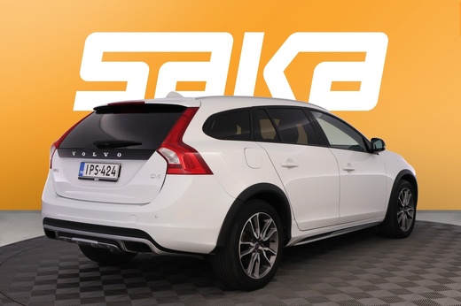 Volvo V60 Cross Country vaihtoauto