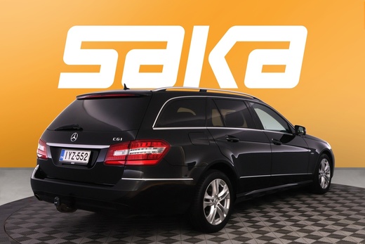 Mercedes-Benz E vaihtoauto
