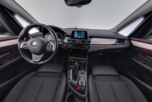 BMW 225 vaihtoauto