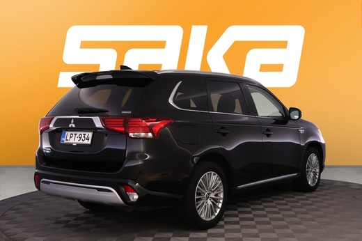 Mitsubishi Outlander PHEV vaihtoauto