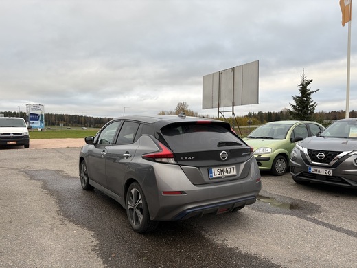 Nissan Leaf vaihtoauto