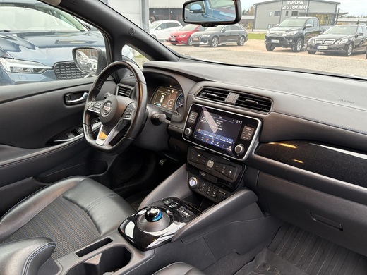 Nissan Leaf vaihtoauto