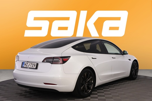 Tesla Model 3 vaihtoauto