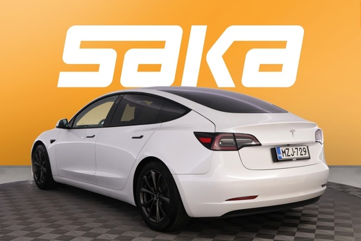 Tesla Model 3 vaihtoauto