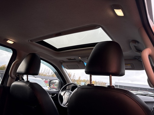 Nissan Navara vaihtoauto