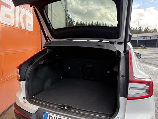 Volvo C40 vaihtoauto