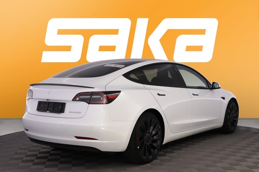 Tesla Model 3 vaihtoauto