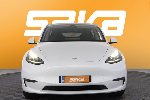 Tesla Model Y vaihtoauto