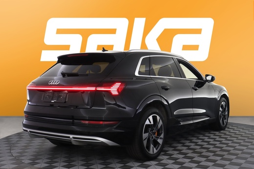 Audi e-tron vaihtoauto