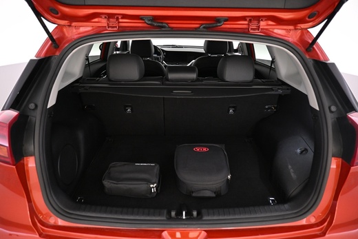 Kia Niro plug-in vaihtoauto