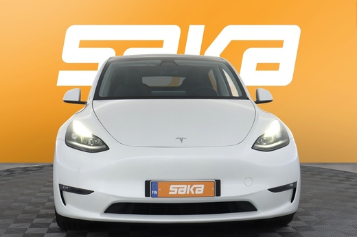 Tesla Model Y vaihtoauto