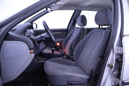 Peugeot 406 vaihtoauto