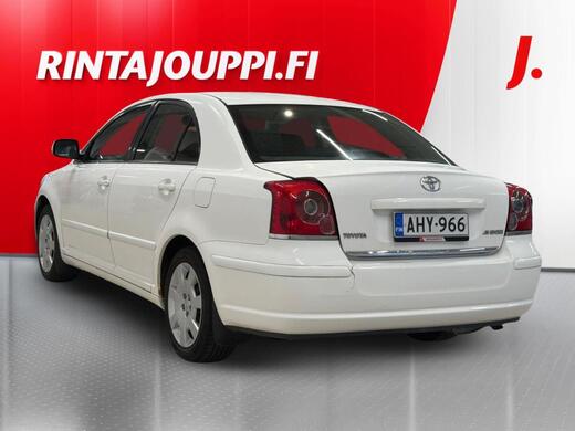 Toyota Avensis vaihtoauto