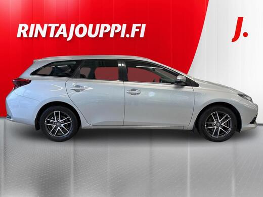 Toyota Auris vaihtoauto