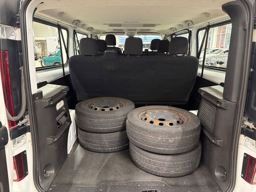 Opel Vivaro vaihtoauto