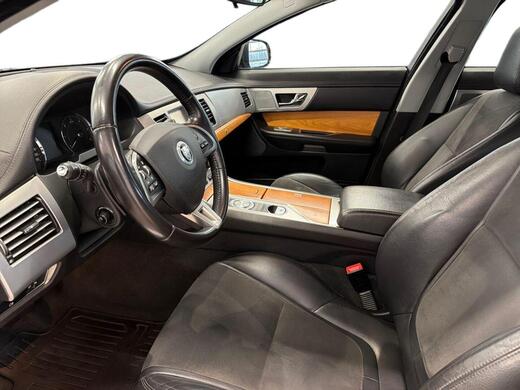 Jaguar XF vaihtoauto