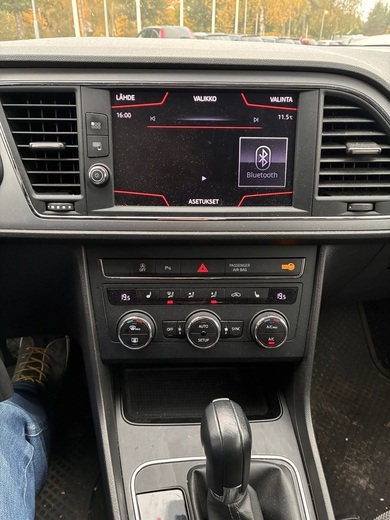 SEAT Leon ST vaihtoauto