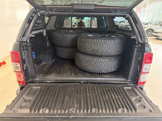 Ford Ranger vaihtoauto